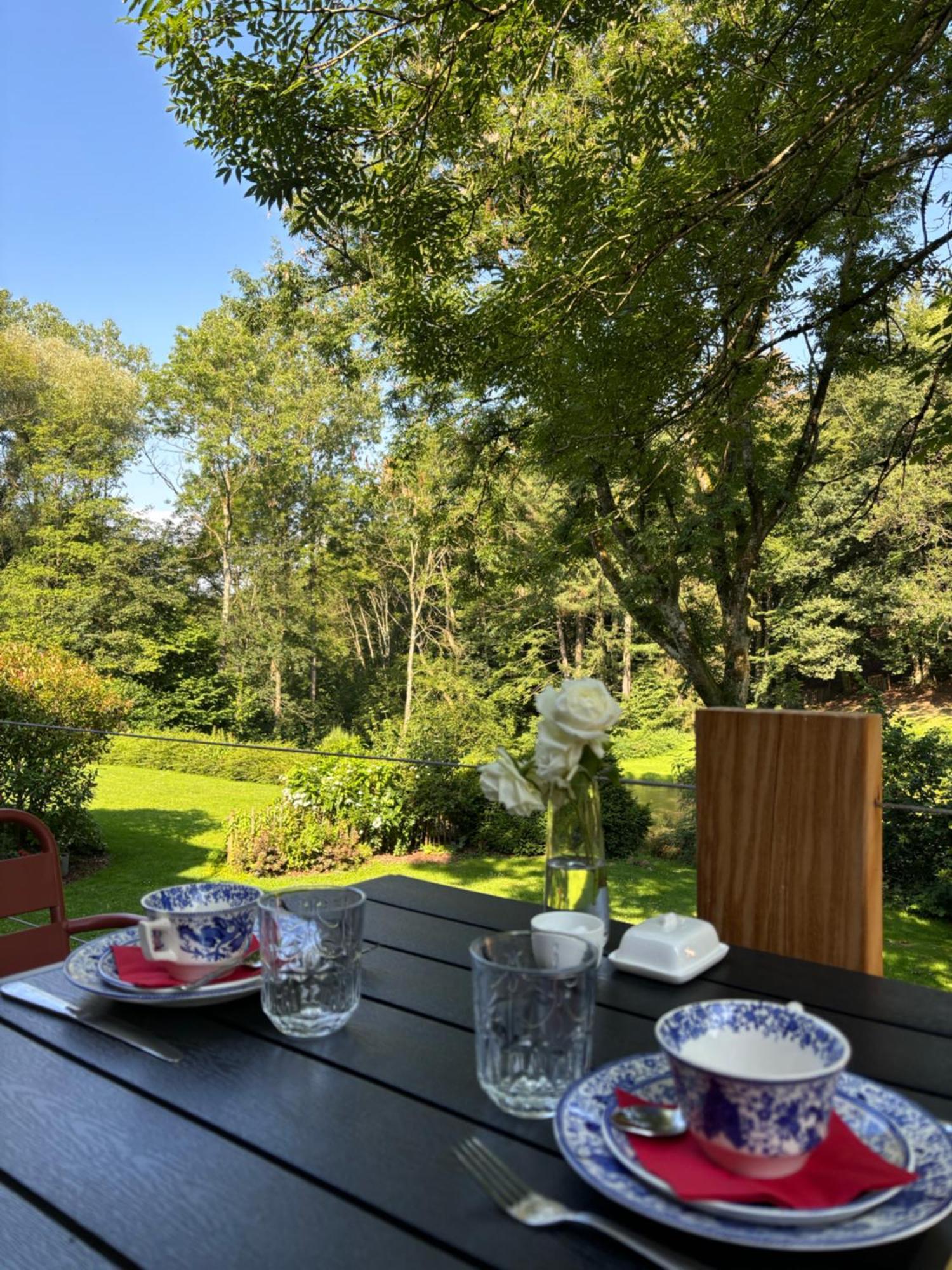 B&B Les Oiseaux De Passage Harre Exterior foto
